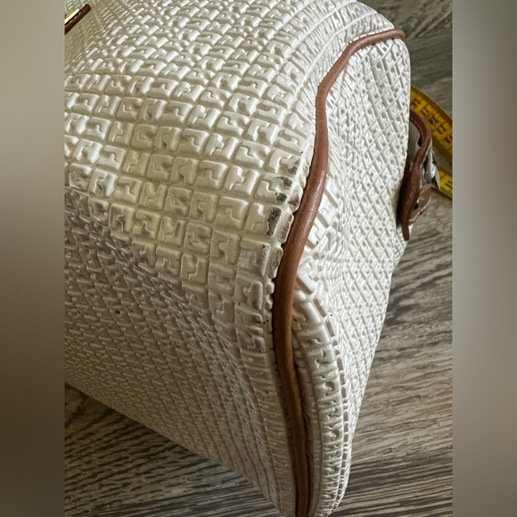 Vintage TED LAPIDUS Paris Logo Embossed Leather Handle Boston Bag Rare White - Picture 13 of 14